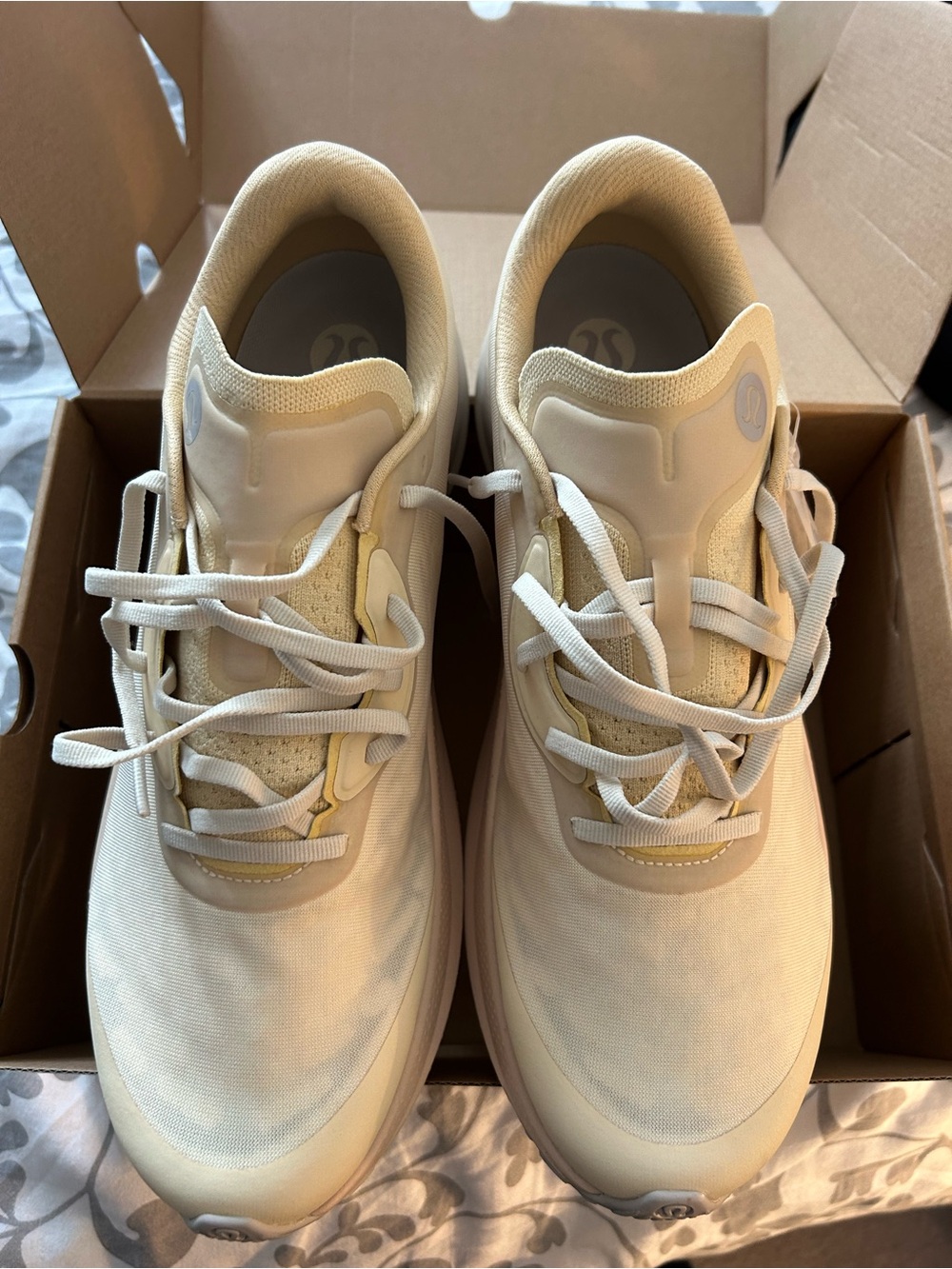 Lululemon men’s Split shift runners